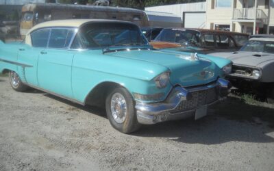 Cadillac Series 62 1957 Sedan