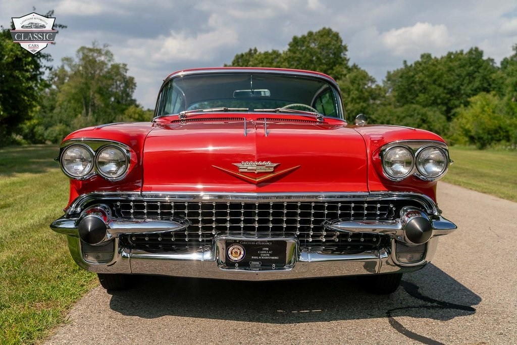 Cadillac-Series-62-1958-2D-Coupe-12