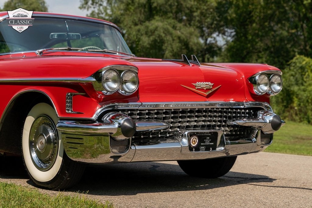 Cadillac-Series-62-1958-2D-Coupe-33