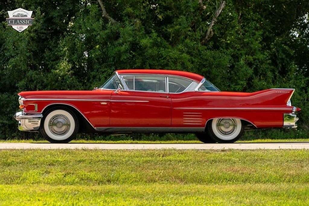 Cadillac-Series-62-1958-2D-Coupe-35