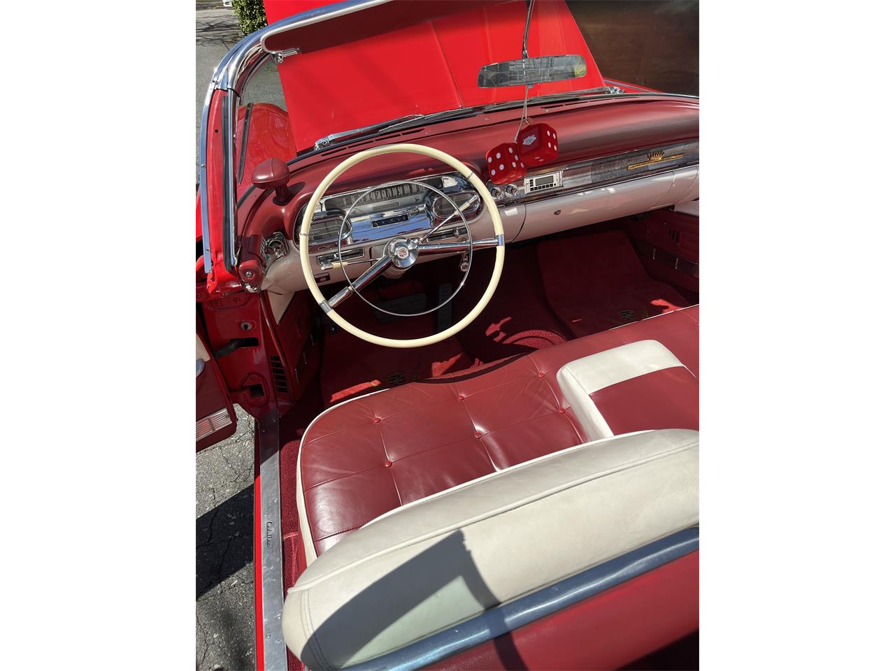 Cadillac-Series-62-1958-Dakota-Red-Red-and-Ivory-leathe-44