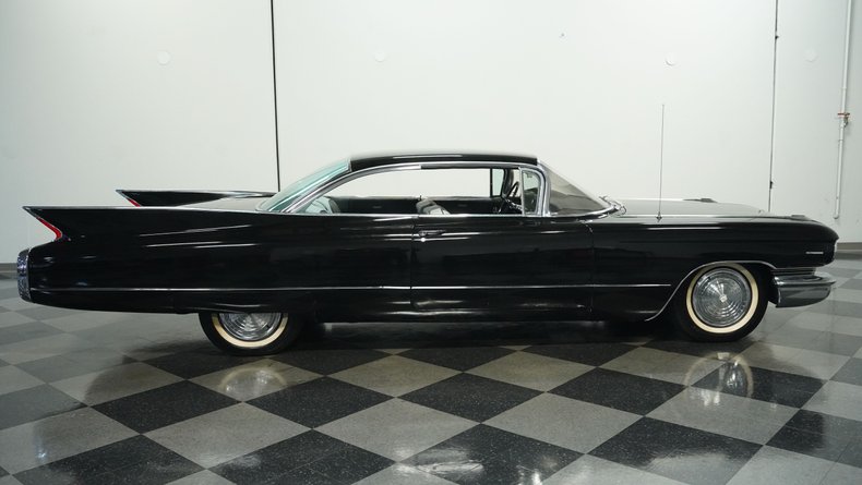 Cadillac-Series-62-1960-Ebony-Black-Black-11