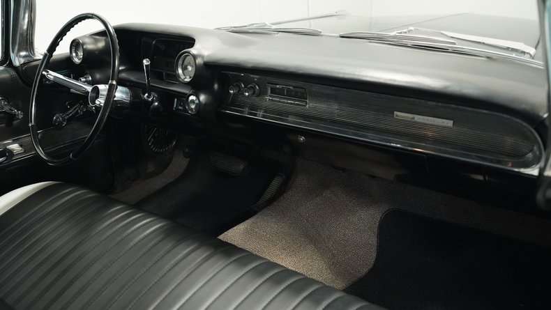 Cadillac-Series-62-1960-Ebony-Black-Black-40