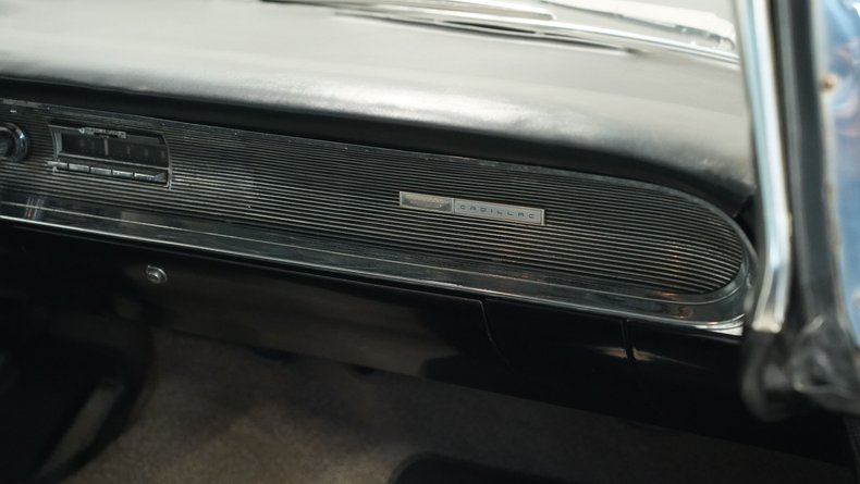 Cadillac-Series-62-1960-Ebony-Black-Black-42