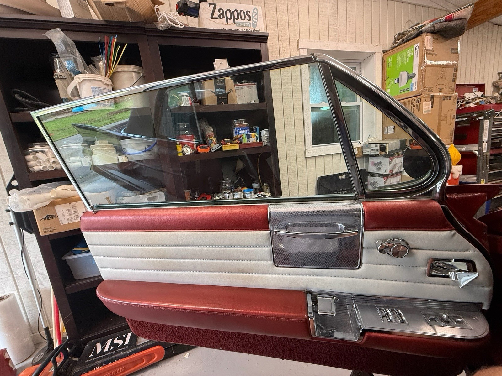 Cadillac-Series-62-1961-Convertible-10