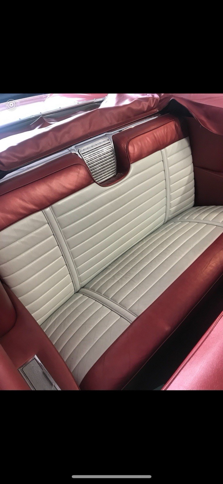 Cadillac-Series-62-1961-Convertible-17