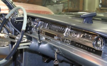 Cadillac-Series-62-1961-Convertible-20