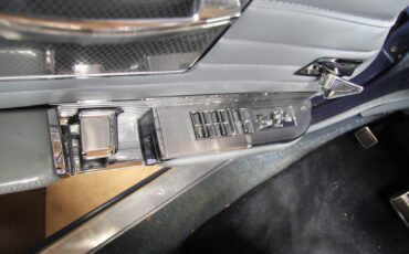Cadillac-Series-62-1961-Convertible-26