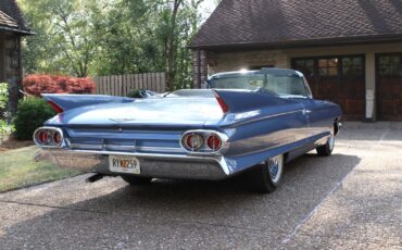 Cadillac-Series-62-1961-Convertible-6