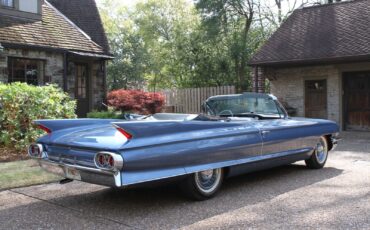 Cadillac-Series-62-1961-Convertible-7