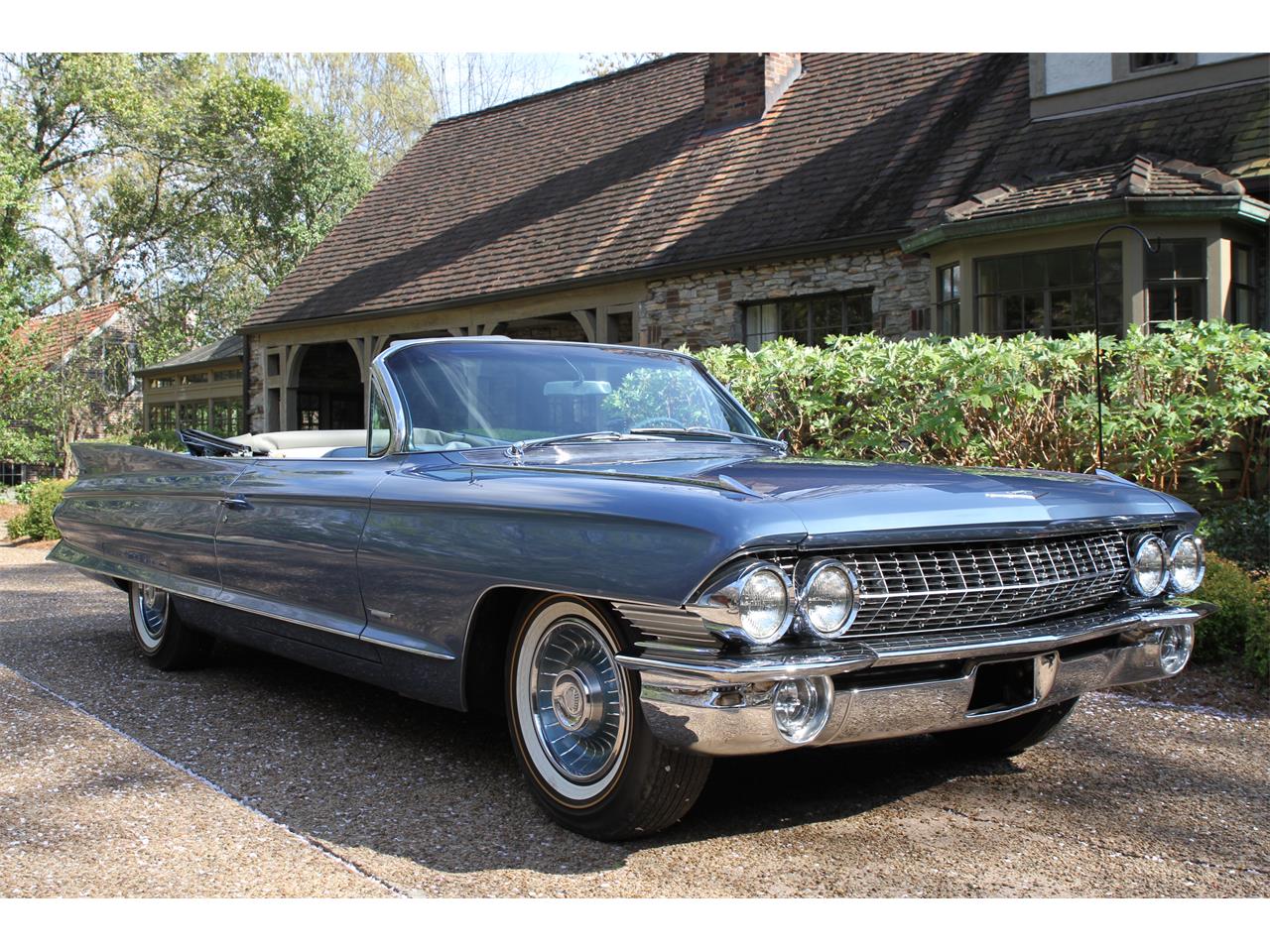 Cadillac-Series-62-1961-Dresden-Blue-Light-Blue-10