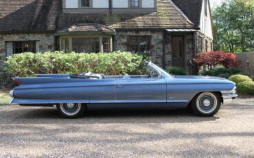 Cadillac-Series-62-1961-Dresden-Blue-Light-Blue-15