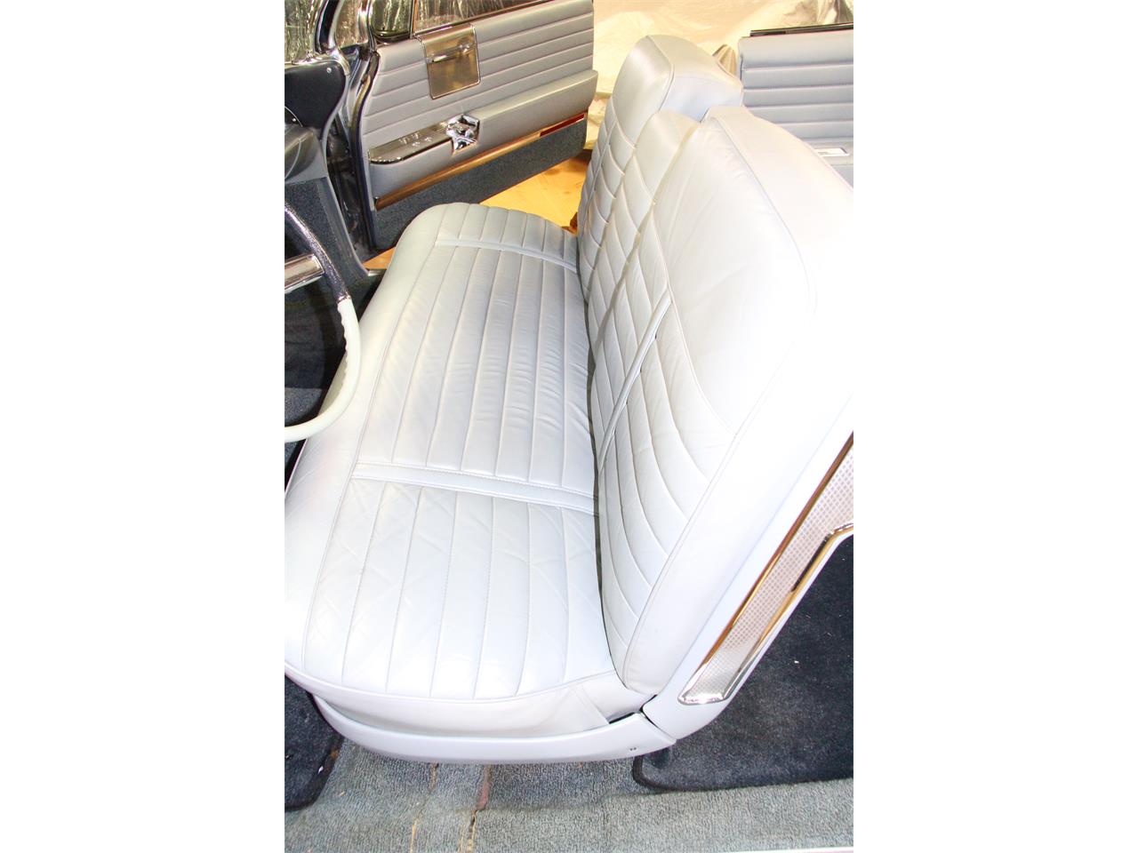 Cadillac-Series-62-1961-Dresden-Blue-Light-Blue-16
