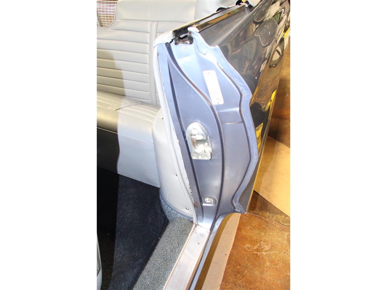 Cadillac-Series-62-1961-Dresden-Blue-Light-Blue-19
