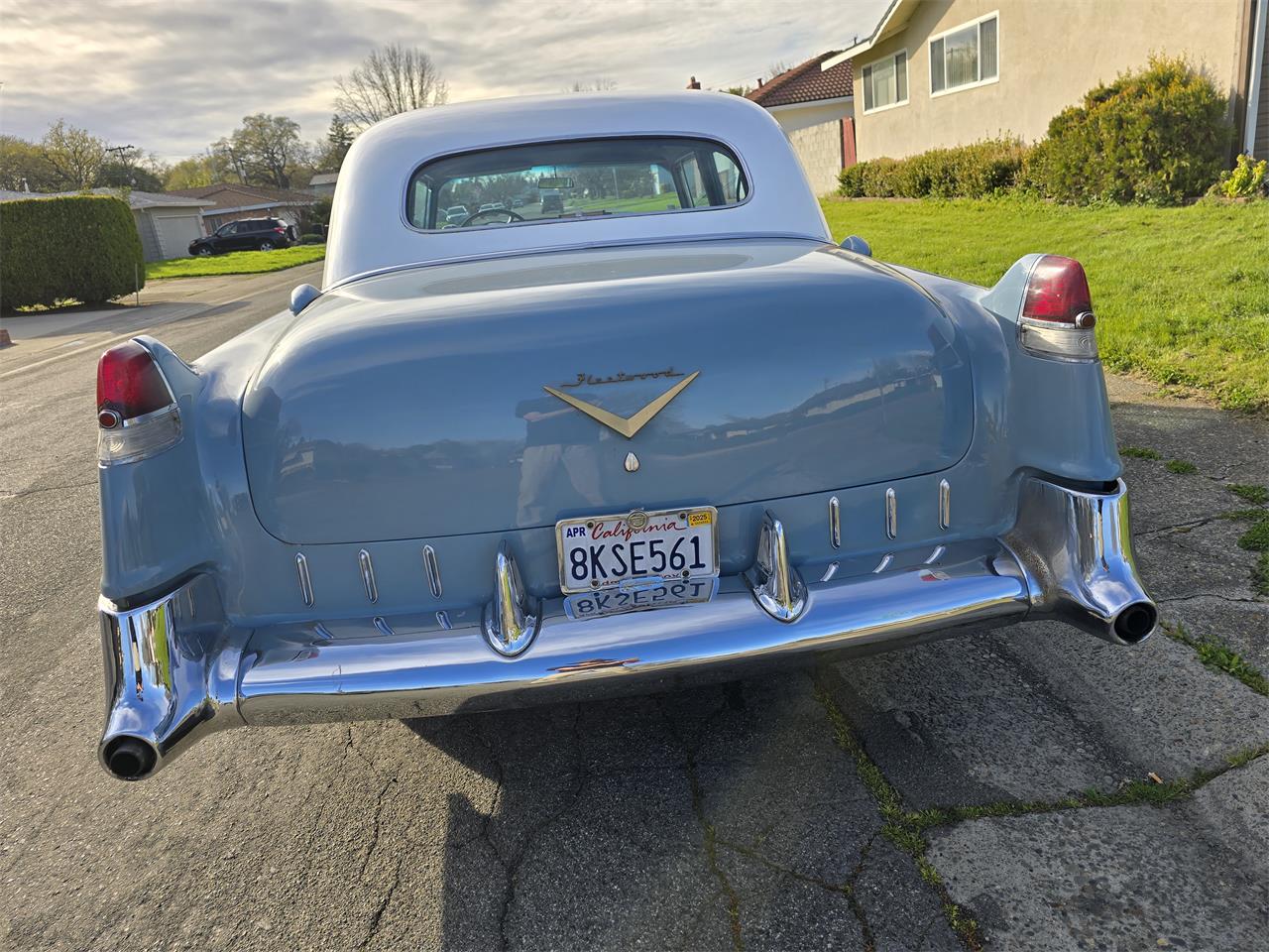 Cadillac-Series-70-1954-BlueWhite-Blue-4