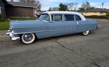 Cadillac-Series-70-1954-BlueWhite-Blue-8