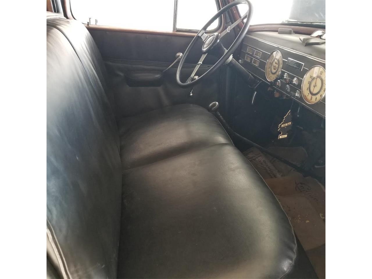 Cadillac-Series-75-1937-Black-Tan-10