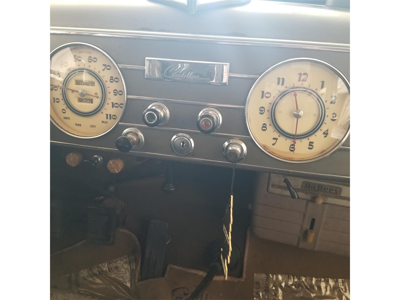 Cadillac-Series-75-1937-Black-Tan-15