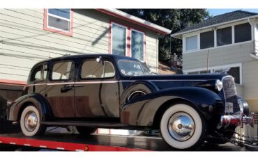 Cadillac-Series-75-1937-Black-Tan