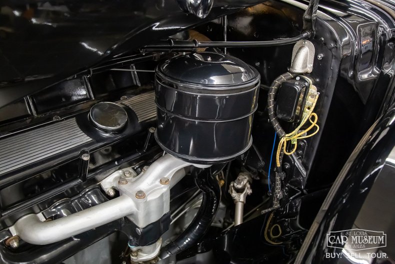 Cadillac-Series-85-1937-Black-Black-Leather-27
