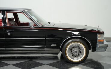 Cadillac-Seville-1977-Sedan-28