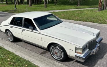 Cadillac-Seville-1984-Sedan-23