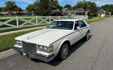 Cadillac-Seville-1984-Sedan-4
