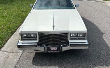 Cadillac-Seville-1984-Sedan-8