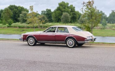 Cadillac-Seville-1985-4-Door-27
