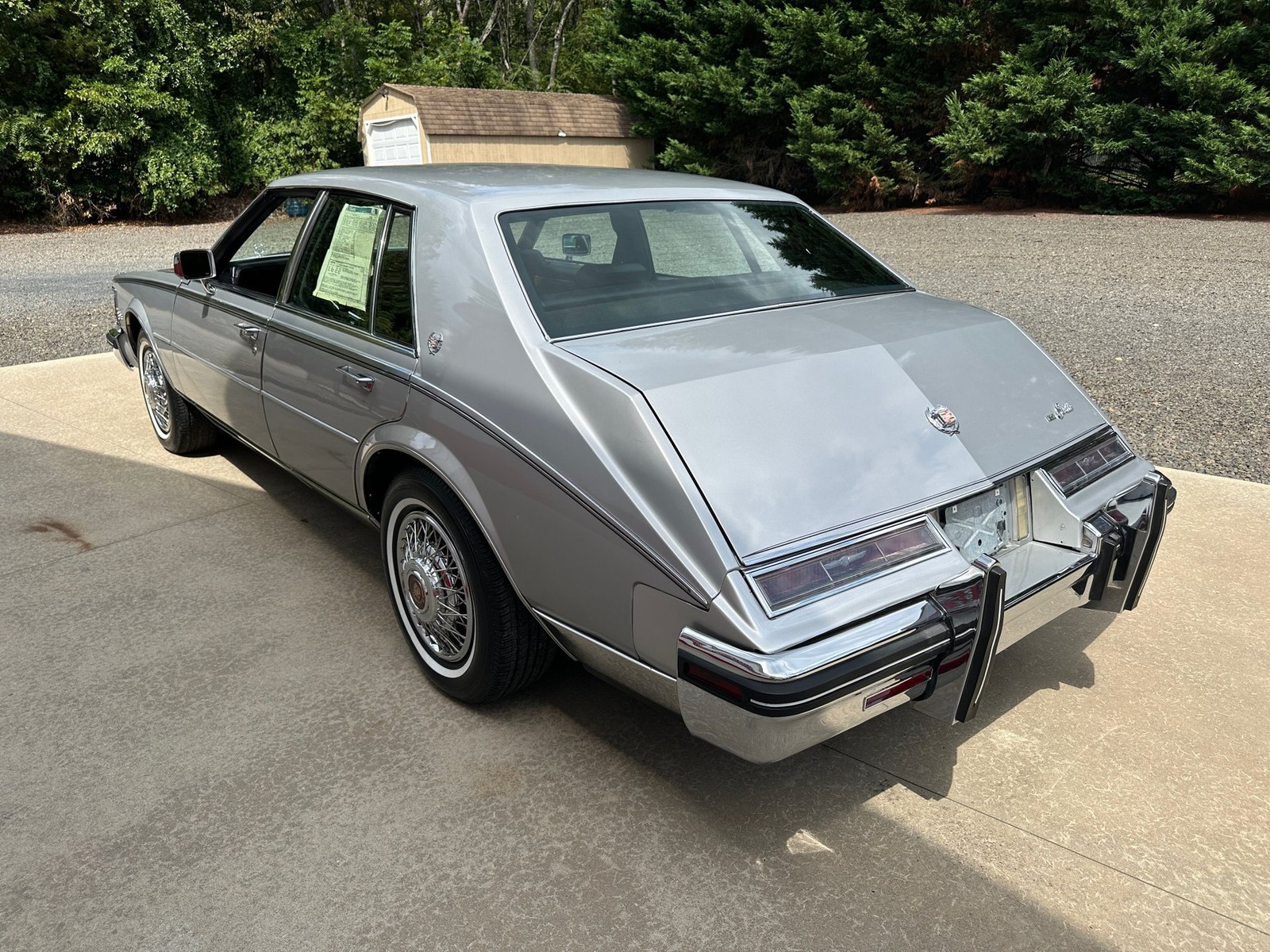 Cadillac-Seville-1985-Sedan-10