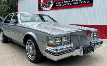 Cadillac-Seville-1985-Sedan-16