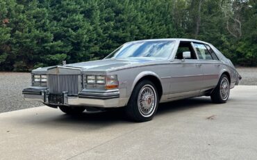 Cadillac-Seville-1985-Sedan-4