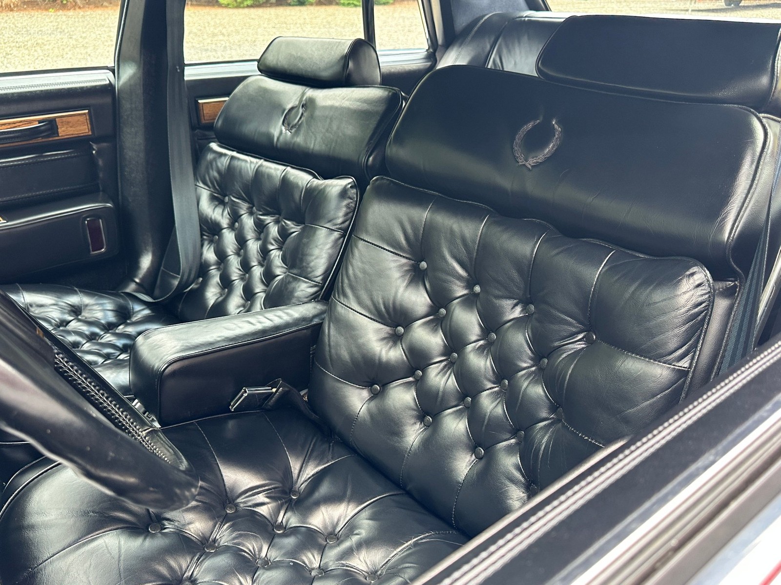 Cadillac-Seville-1985-Sedan-6