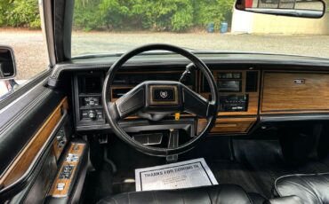 Cadillac-Seville-1985-Sedan-9