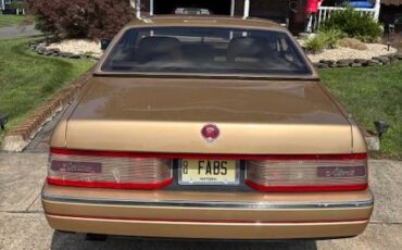Cadillac-allante-1987-custom-2