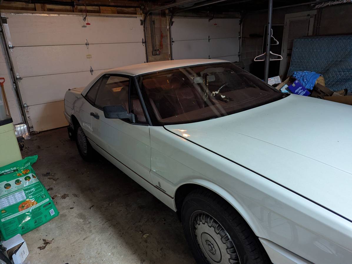 Cadillac-allante-1988-white-3