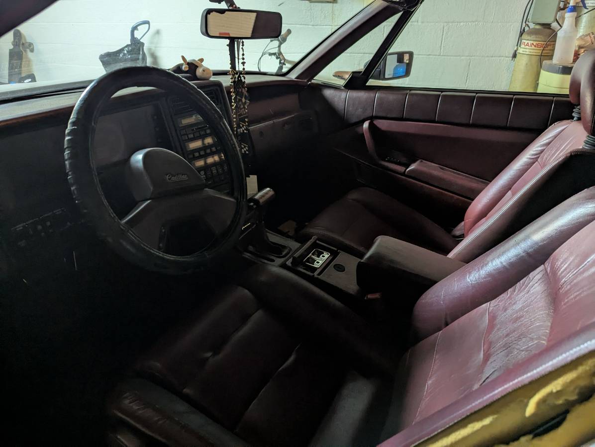 Cadillac-allante-1988-white-5