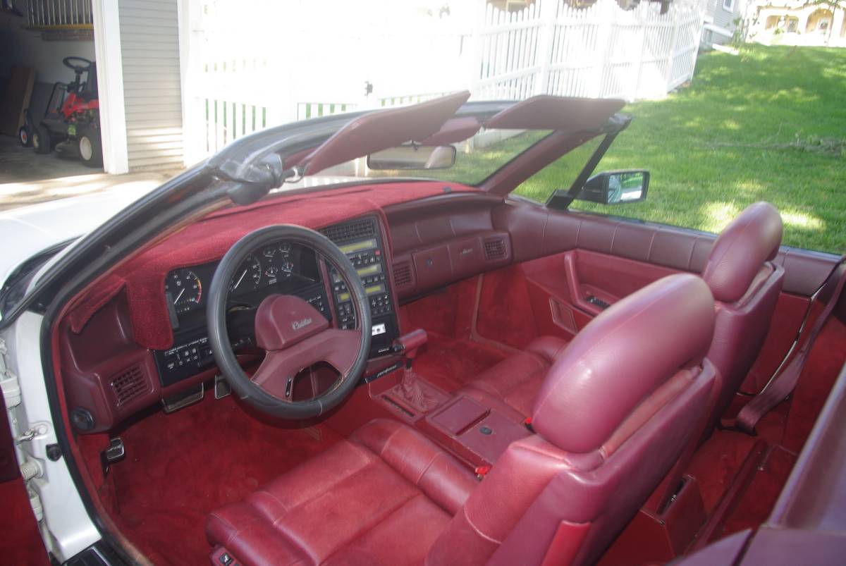 Cadillac-allante-1988-white-5