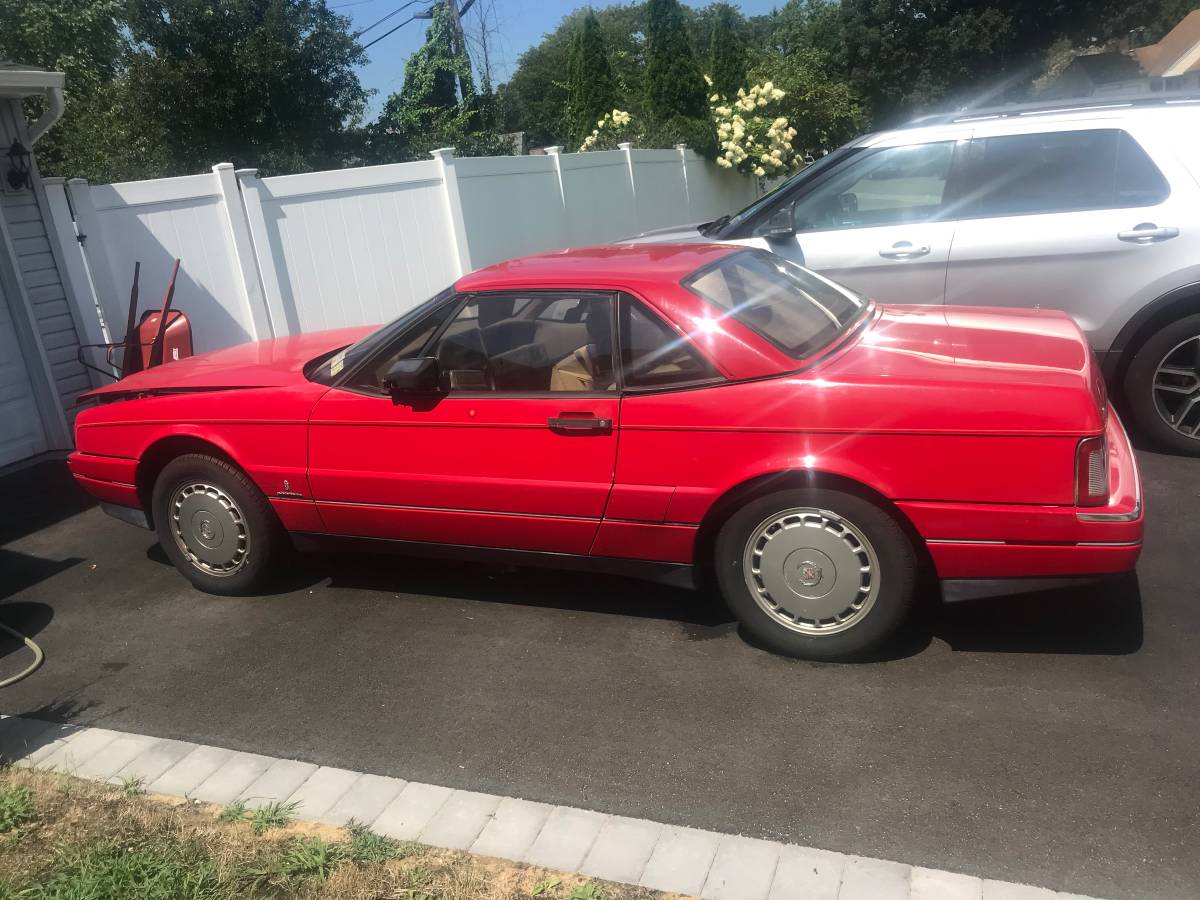 Cadillac-allante-1990-red-1