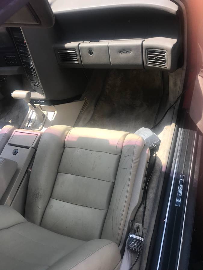 Cadillac-allante-1990-red-4