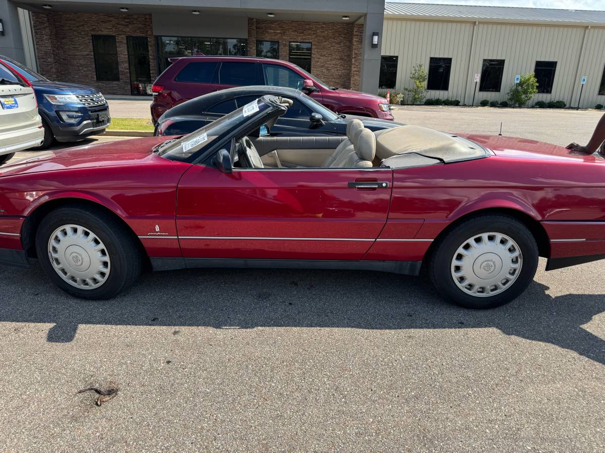 Cadillac-allante-1993-red-4