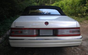 Cadillac-allante-1993-white-10