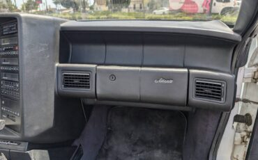 Cadillac-allante-1993-white-17