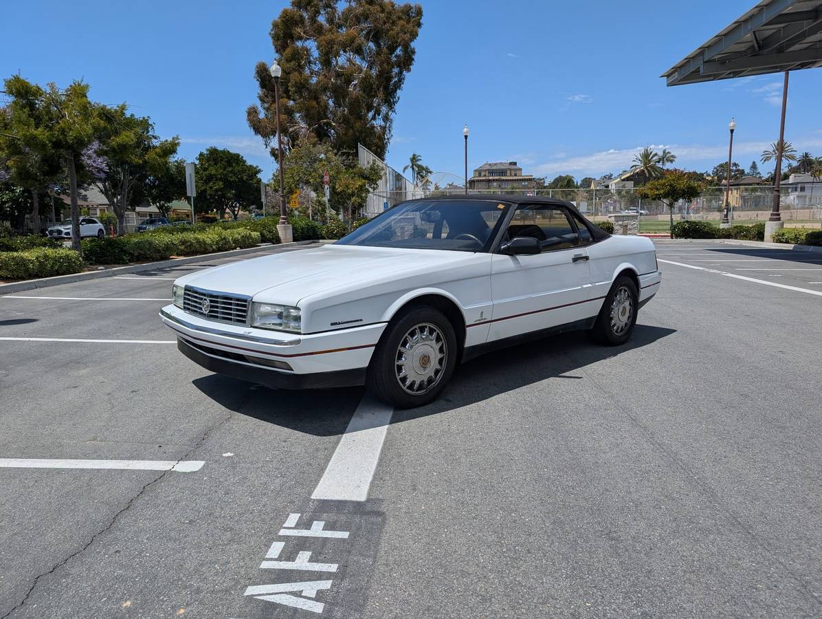 Cadillac-allante-1993-white-20