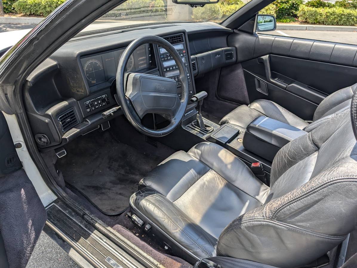 Cadillac-allante-1993-white-21
