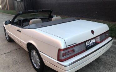 Cadillac-allante-1993-white-3