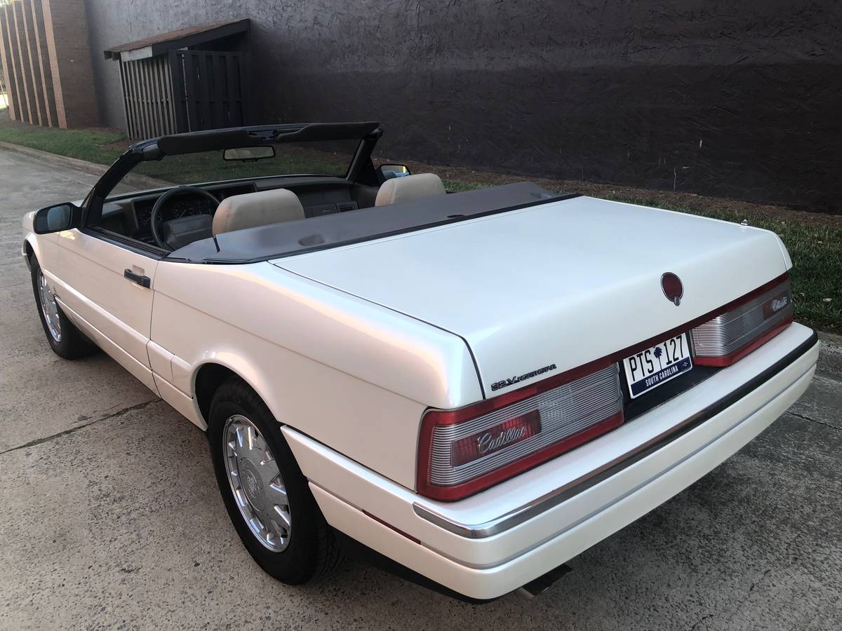 Cadillac-allante-1993-white-3