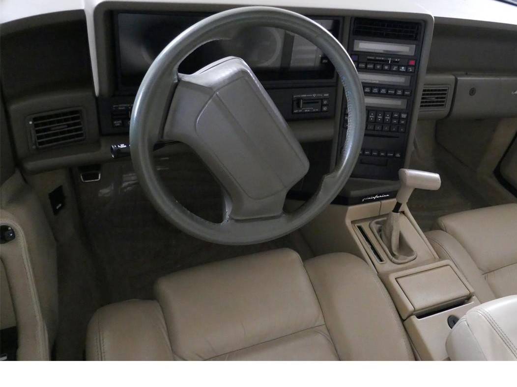 Cadillac-allante-1993-white-4