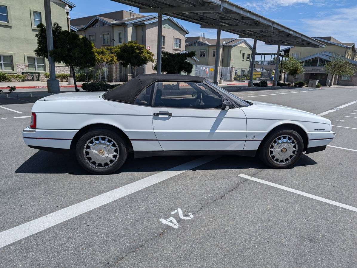 Cadillac-allante-1993-white-4