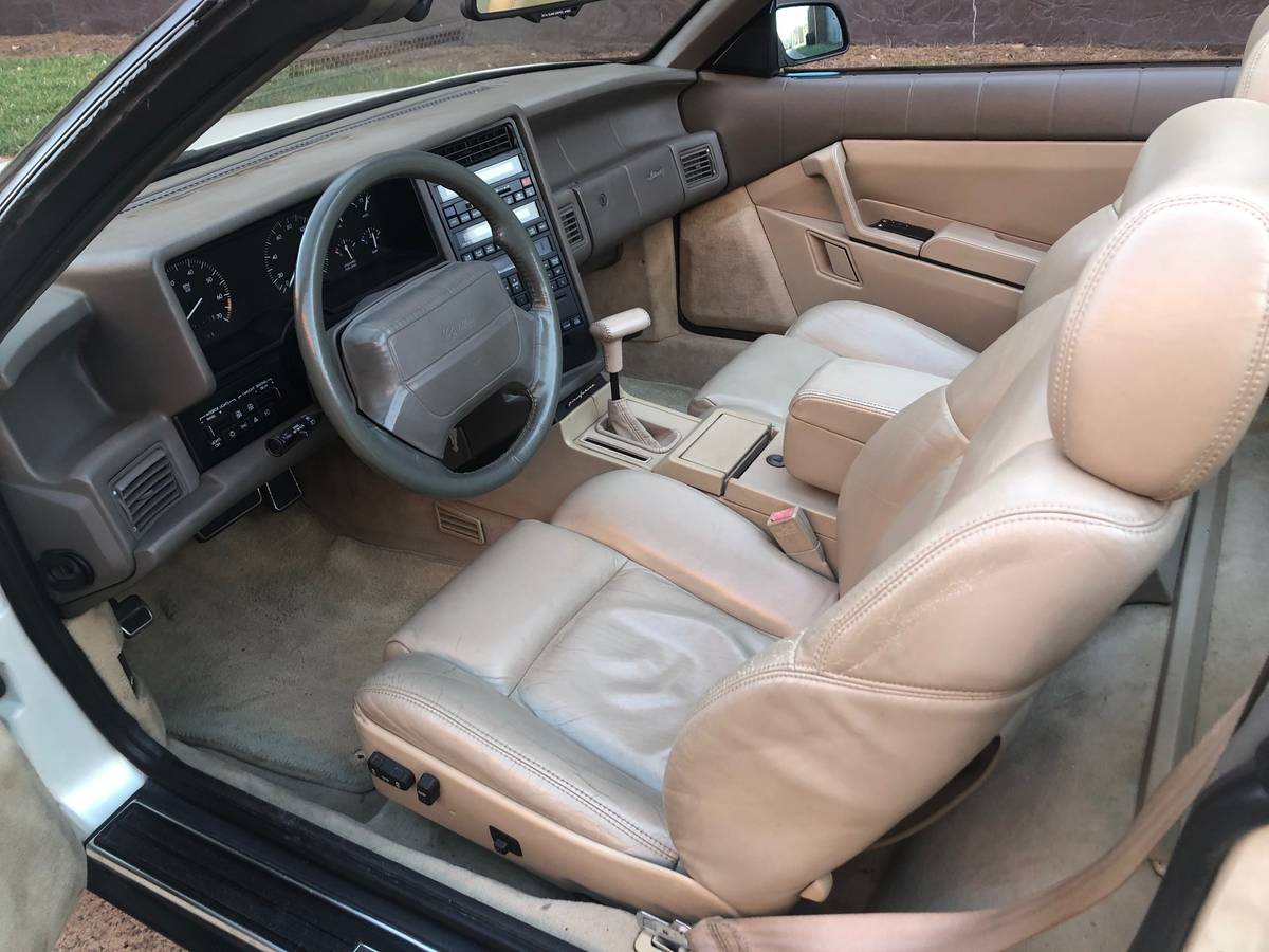 Cadillac-allante-1993-white-7